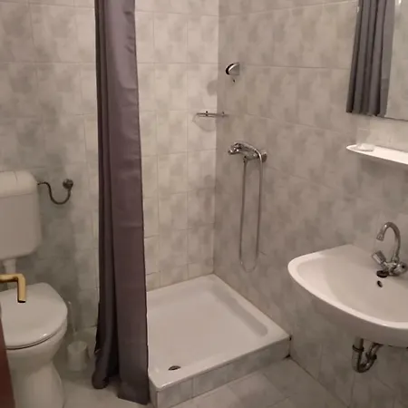 Aranylabda Panzio Bed & Breakfast *